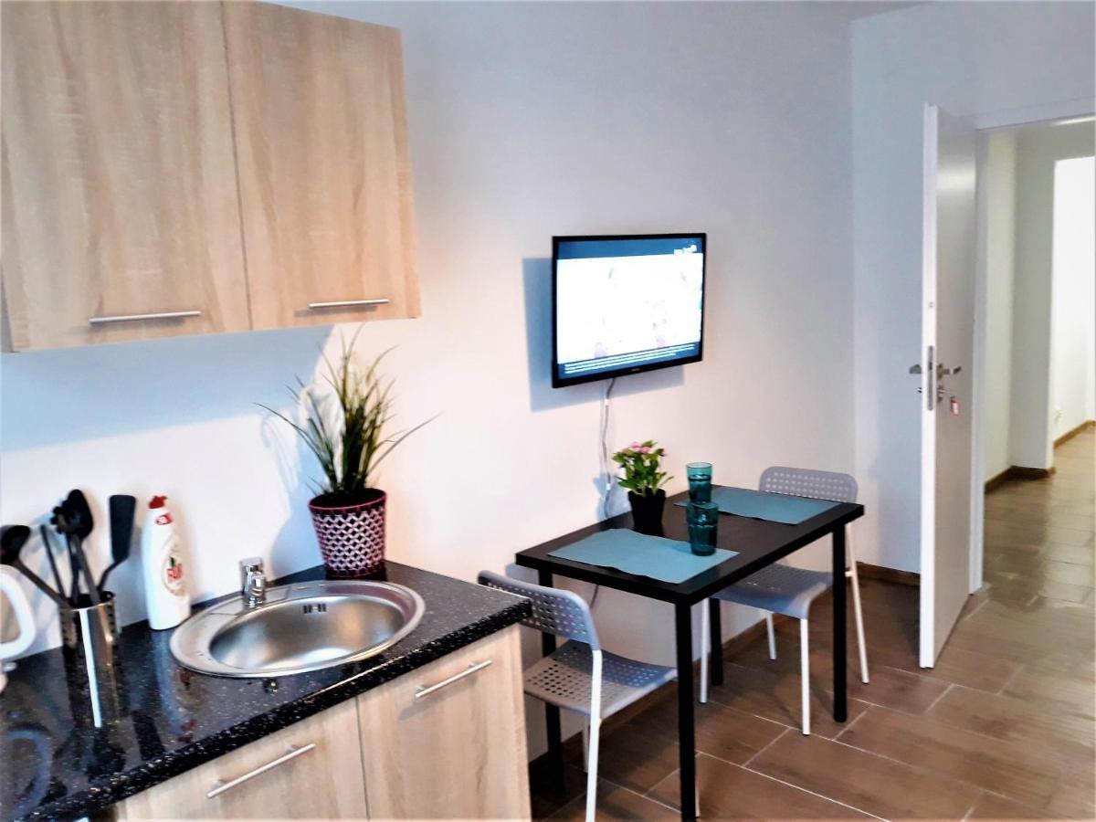 Pokoje - Studio Gliwice I Przy Onkologii Extérieur photo