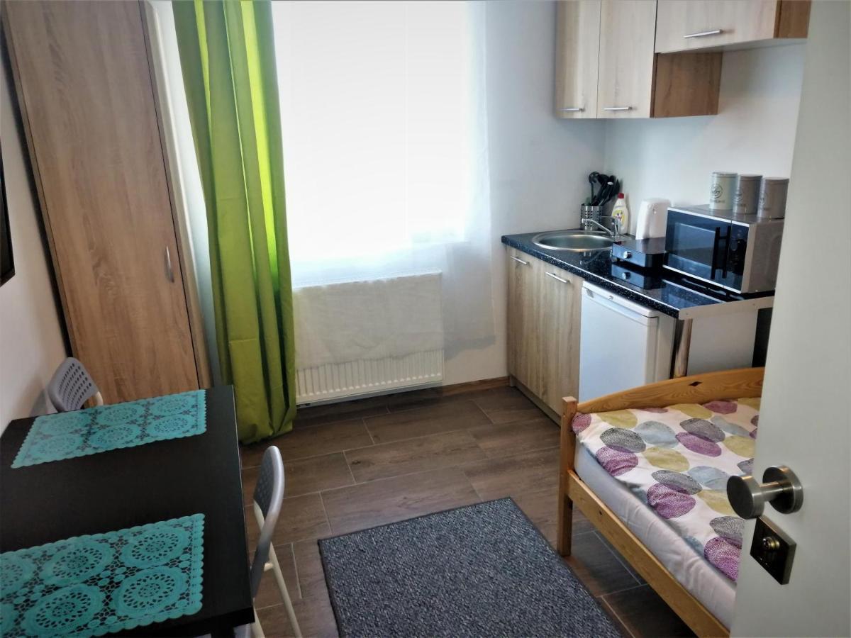 Pokoje - Studio Gliwice I Przy Onkologii Extérieur photo