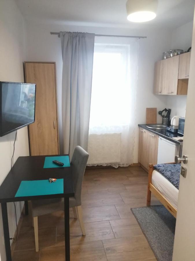 Pokoje - Studio Gliwice I Przy Onkologii Chambre photo