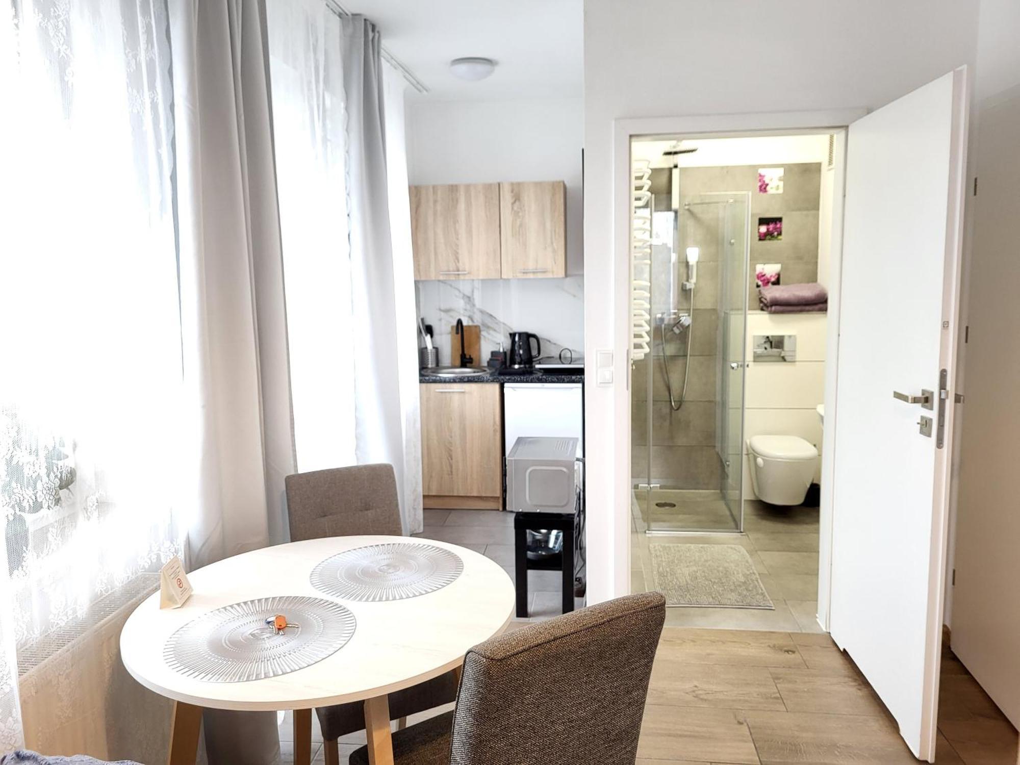 Pokoje - Studio Gliwice I Przy Onkologii Extérieur photo