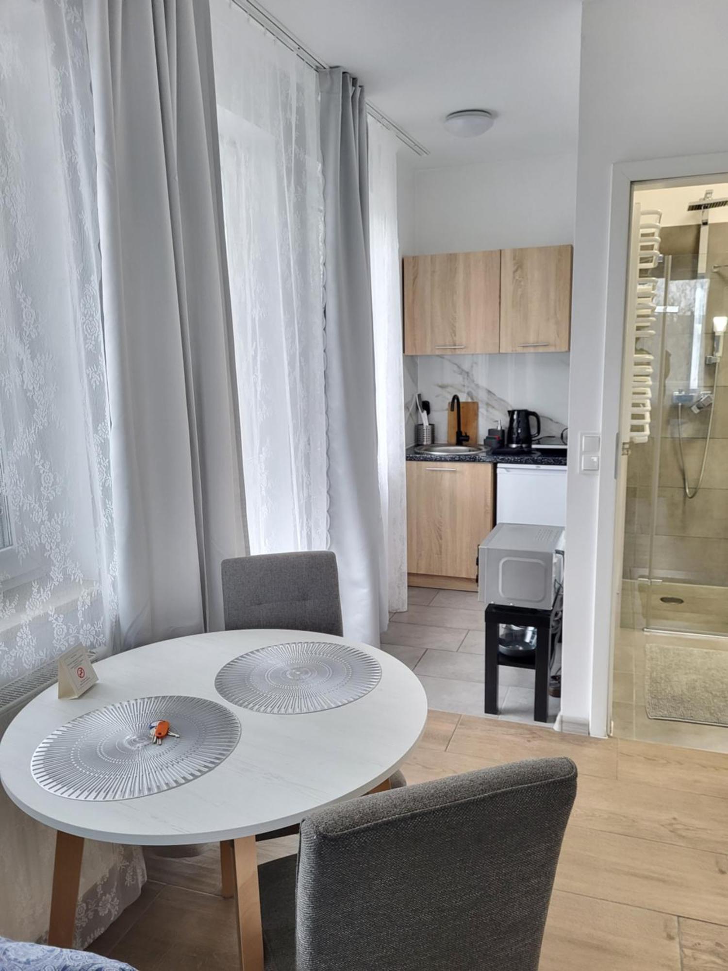 Pokoje - Studio Gliwice I Przy Onkologii Extérieur photo