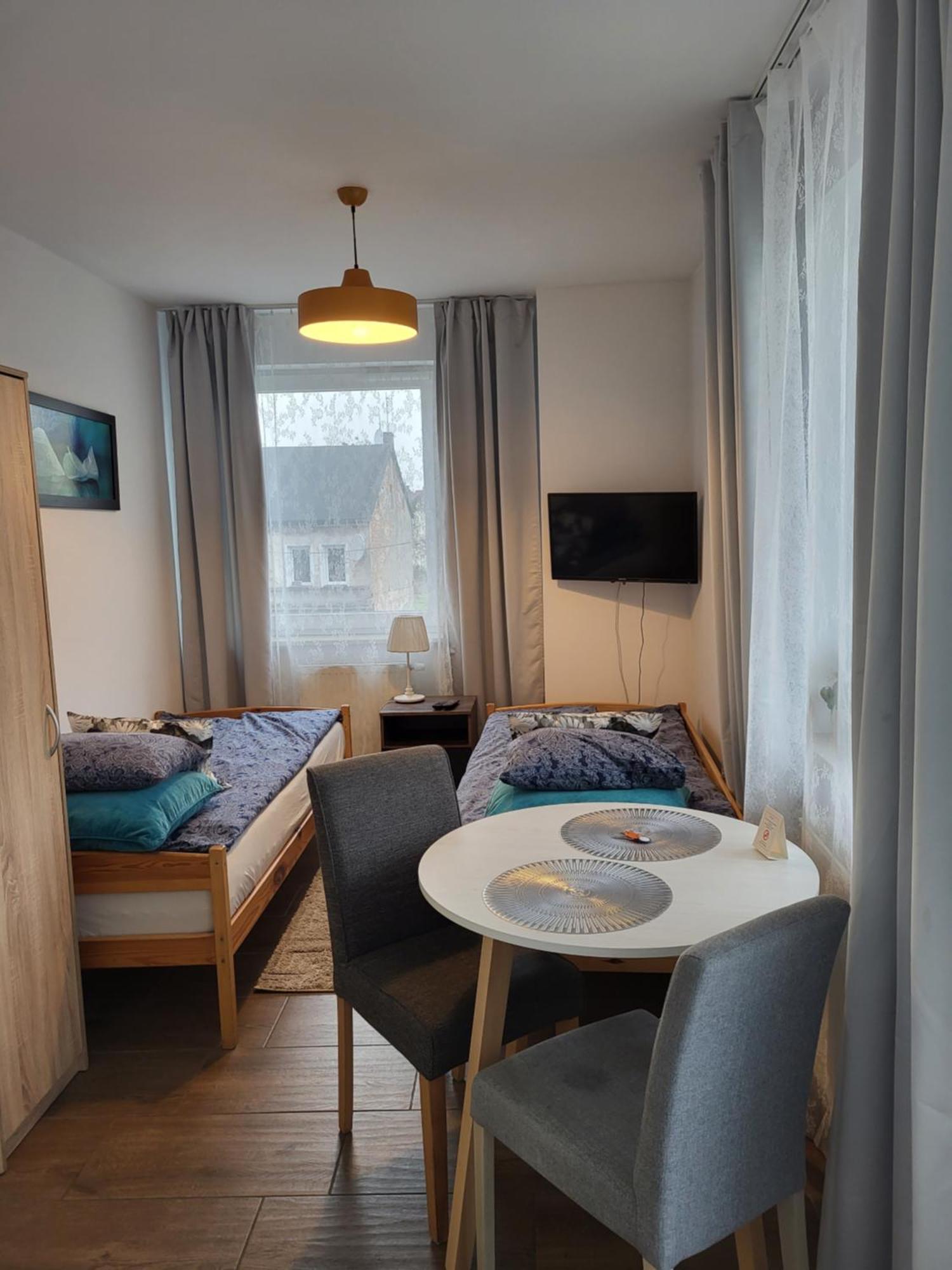 Pokoje - Studio Gliwice I Przy Onkologii Extérieur photo