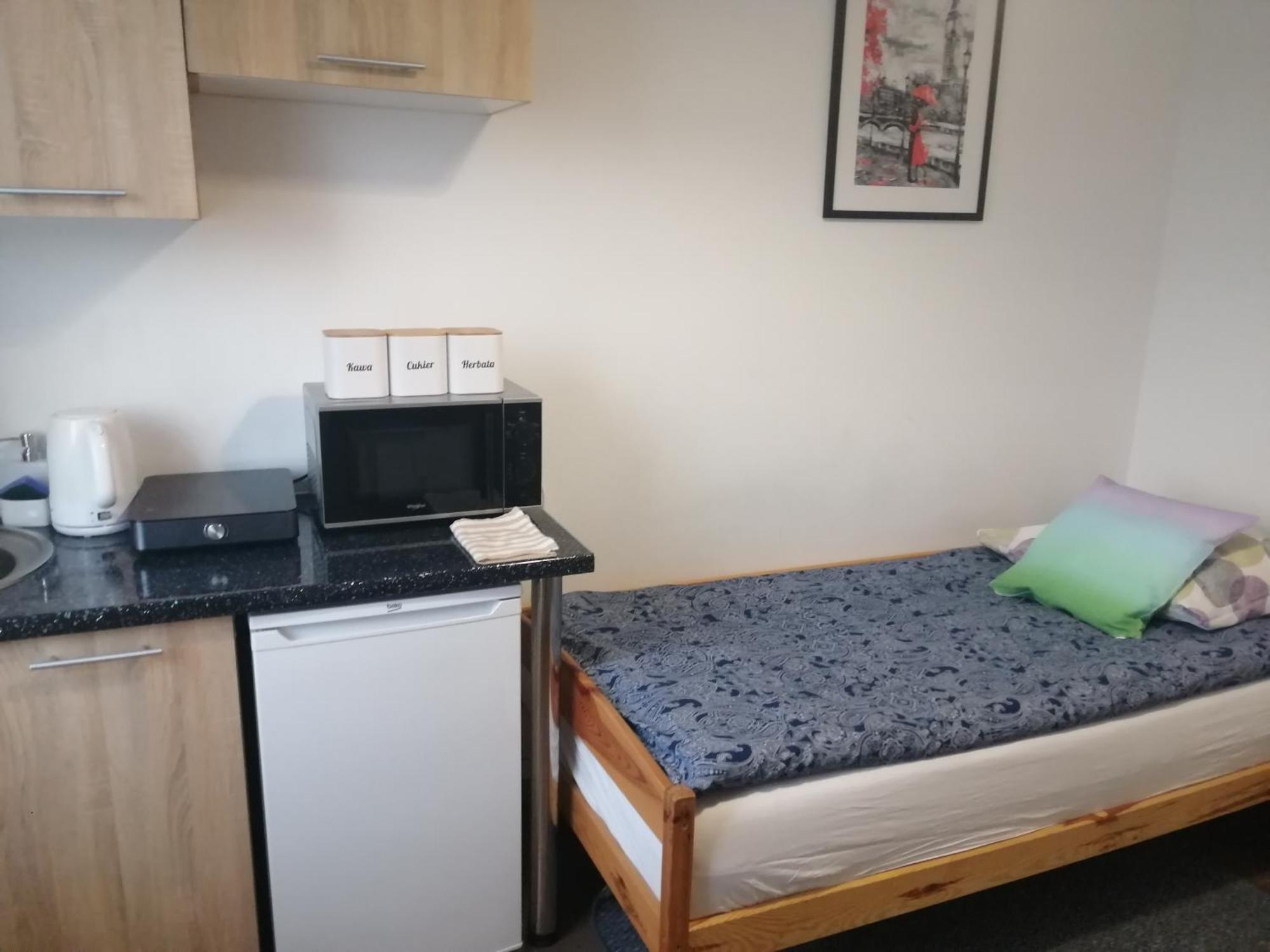 Pokoje - Studio Gliwice I Przy Onkologii Chambre photo
